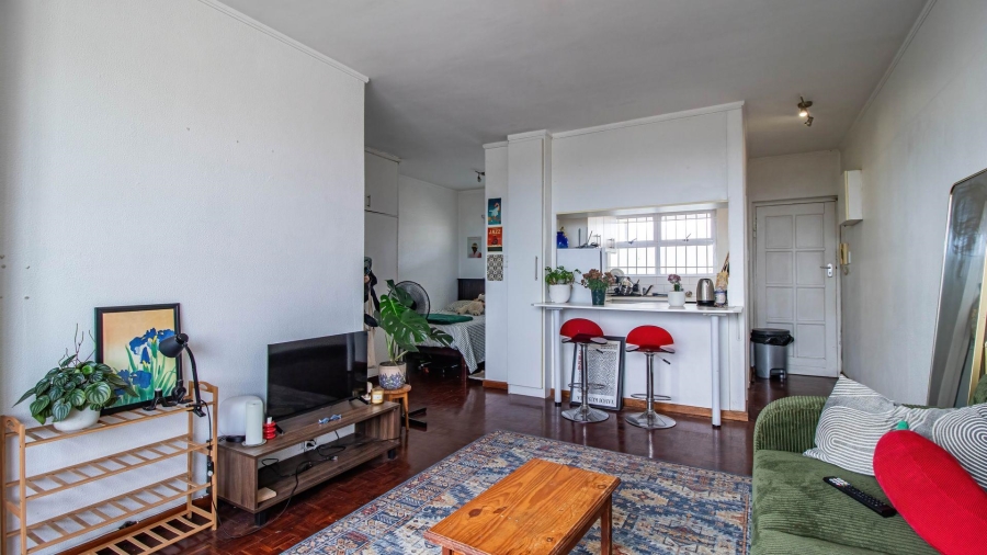 1 Bedroom Property for Sale in Observatory Western Cape